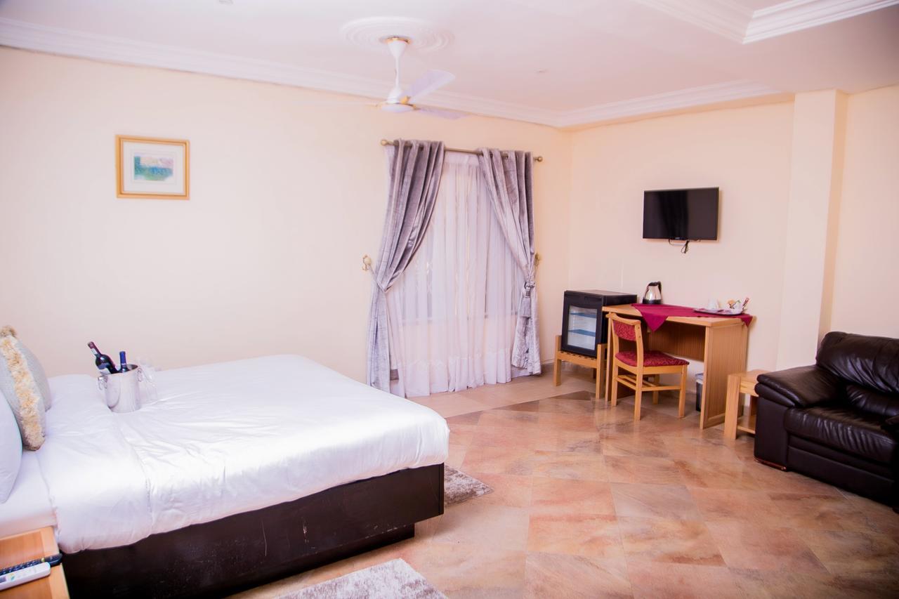 Eden Vale Hotel Ajiringano Ngoại thất bức ảnh